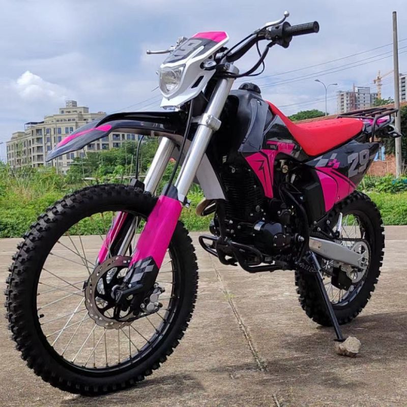 Электрический старт 250cc Enduro Dirt Bike Max. Скорость 100 км/ч Идеально подходит для внедорожных приключений